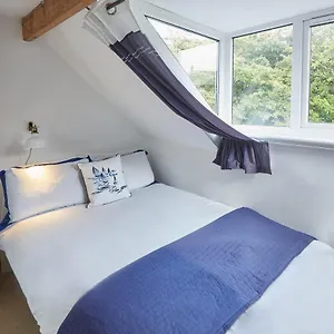  Holiday home Host & - Esk View